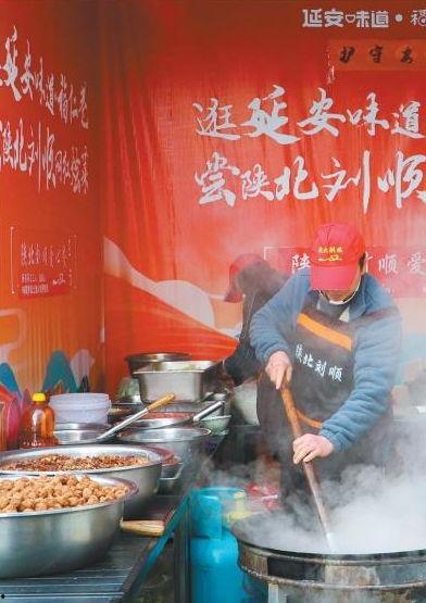 大烩菜爆料店主是谁啊视频,探寻美食背后的故事